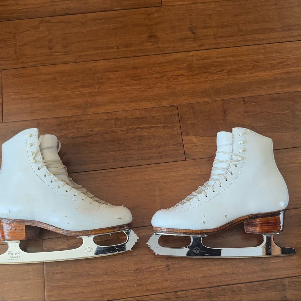 White Ice Skates with Wooden Heel